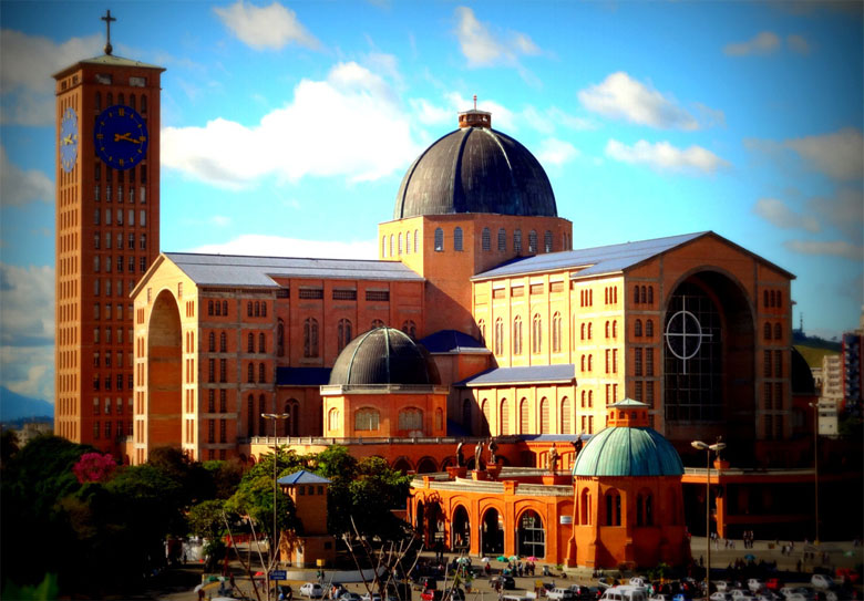 Santuario-Nacional-Nossa-Senhora-Aparecida-turismo